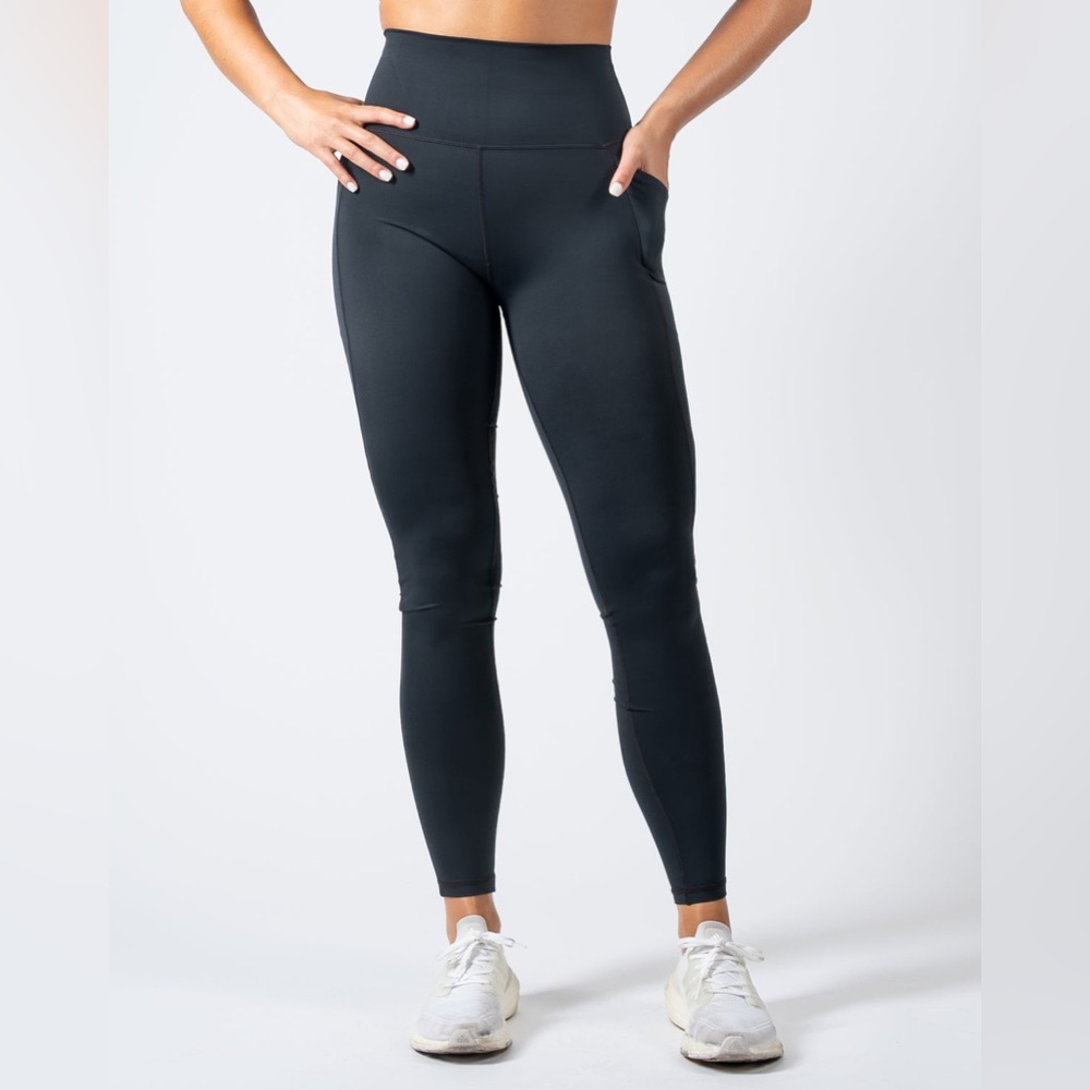 Senita Lux Pace Leggings black size small